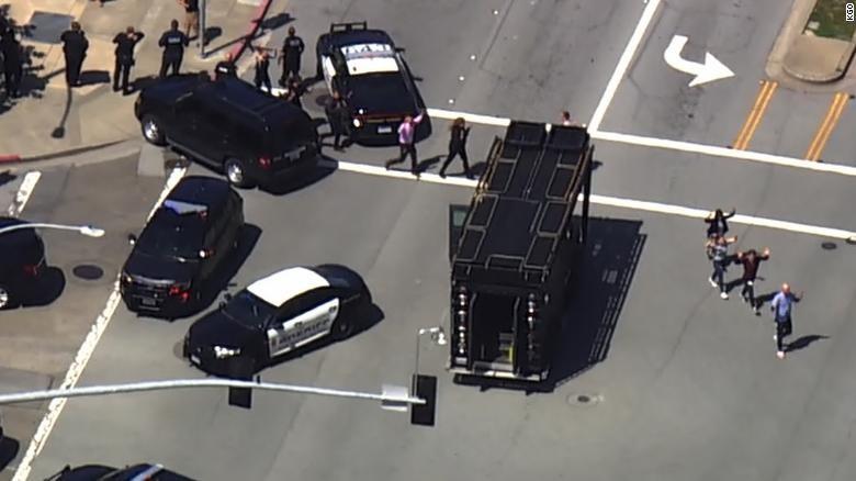 YouTube�ܲ�����ǹ����������ɱ���Ѻ��Ծ���