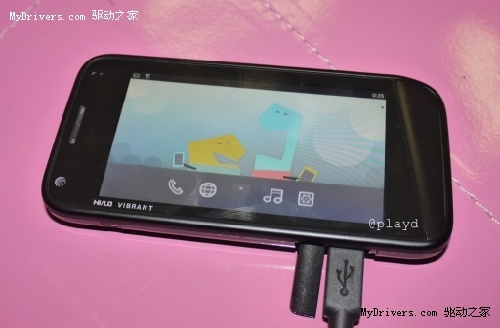 ����˹����Atom����MeeGo�ֻ�����