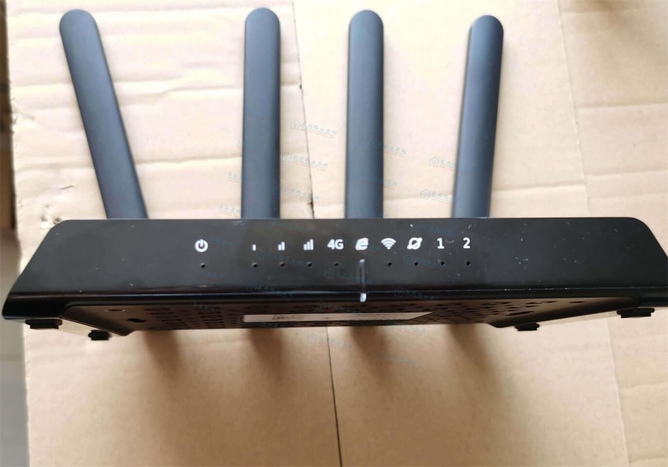 磊科4G无线路由器G1开箱体验和测评