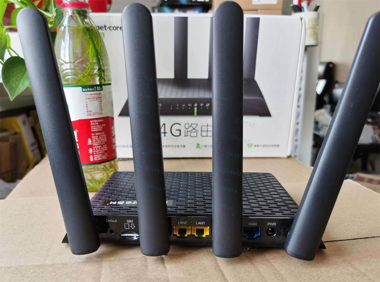 磊科4G无线路由器G1开箱体验和测评