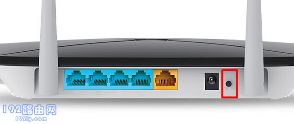 ��סReset��λ��ť10�����ң���ˮ��MAC1200R·�����ָ���������