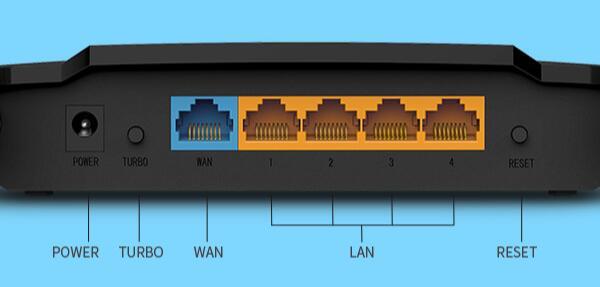 按住复位按钮,把水星MW310R路由器恢复出厂设置