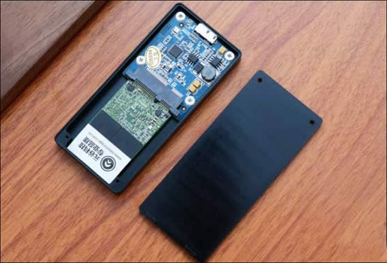 SSD�ƶ�Ӳ�̺�USB3.1���ٶ�һ������