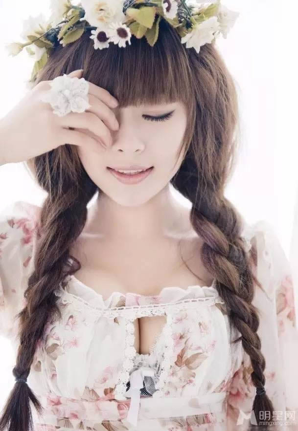 ����ͨ͸��ɫ������Ƭ���ڴ�����PS�̳�