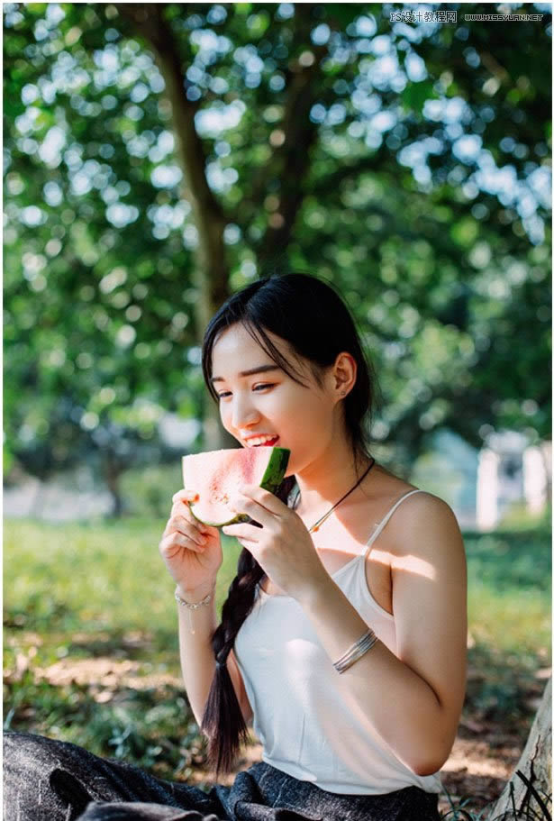 PS�������µ�Ů����Ƭ��������ͨ͸ɫ