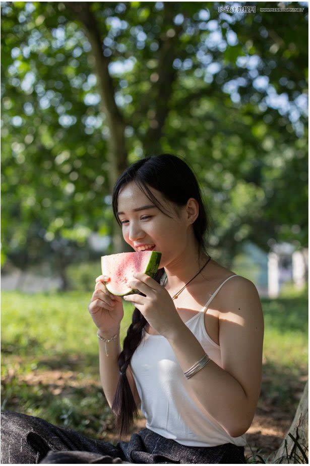 PS�������µ�Ů����Ƭ��������ͨ͸ɫ